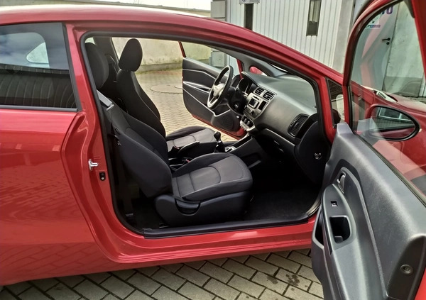 Kia Rio cena 29900 przebieg: 130000, rok produkcji 2015 z Skaryszew małe 232